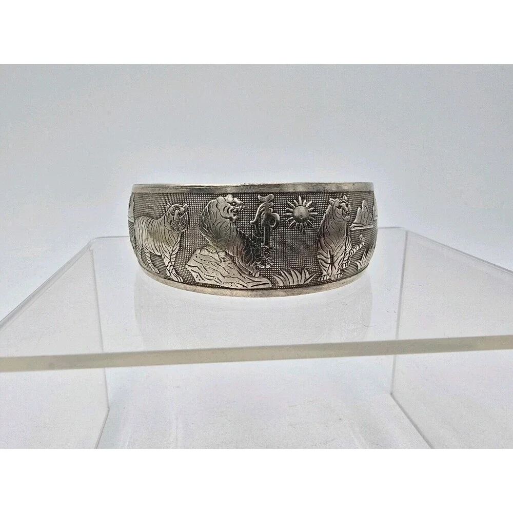 Vintage Repousse Tigers Sunset Silver Tone Adjustable Open Cuff Bracelet 1